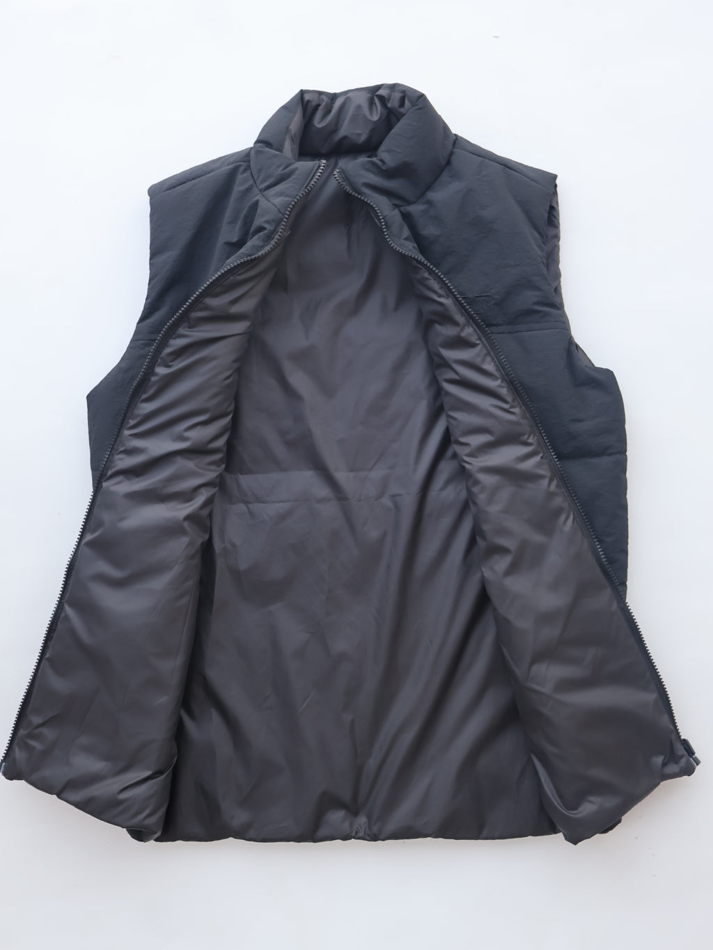 sleeveless  jacket for men's