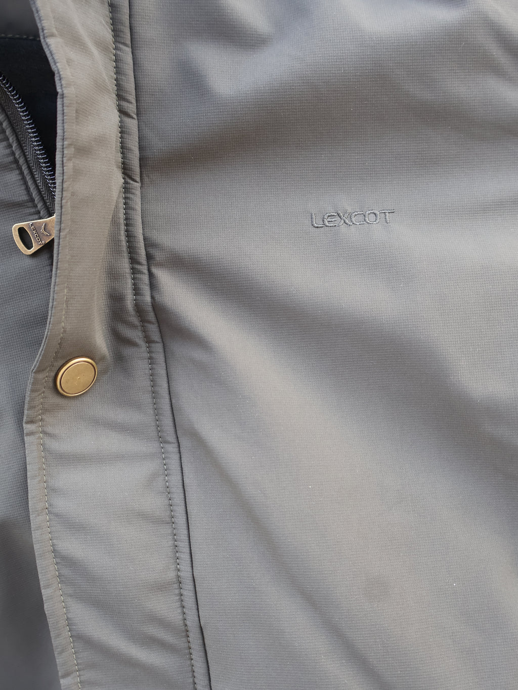 hooded jacket for men's