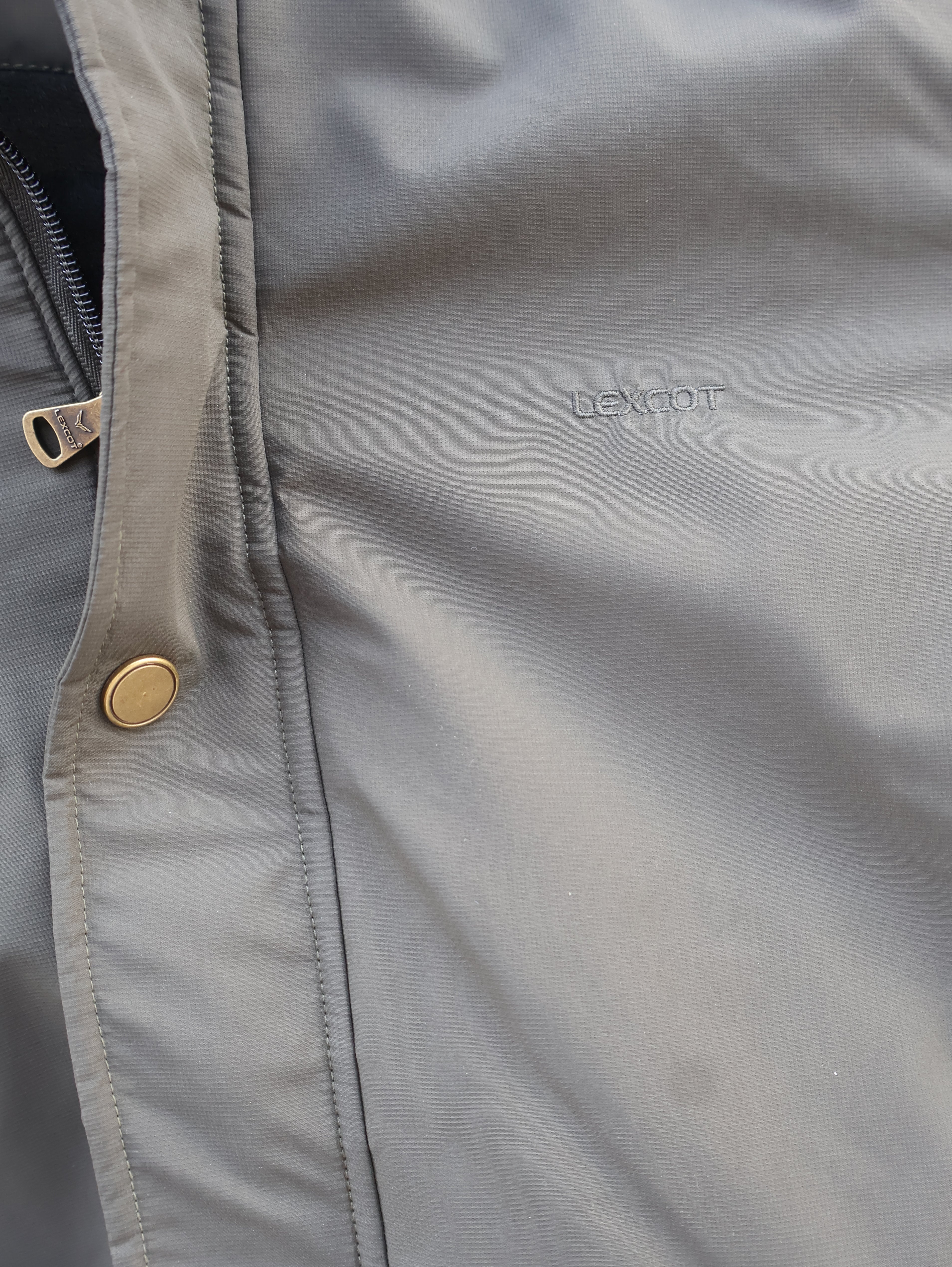 hooded jacket for men's