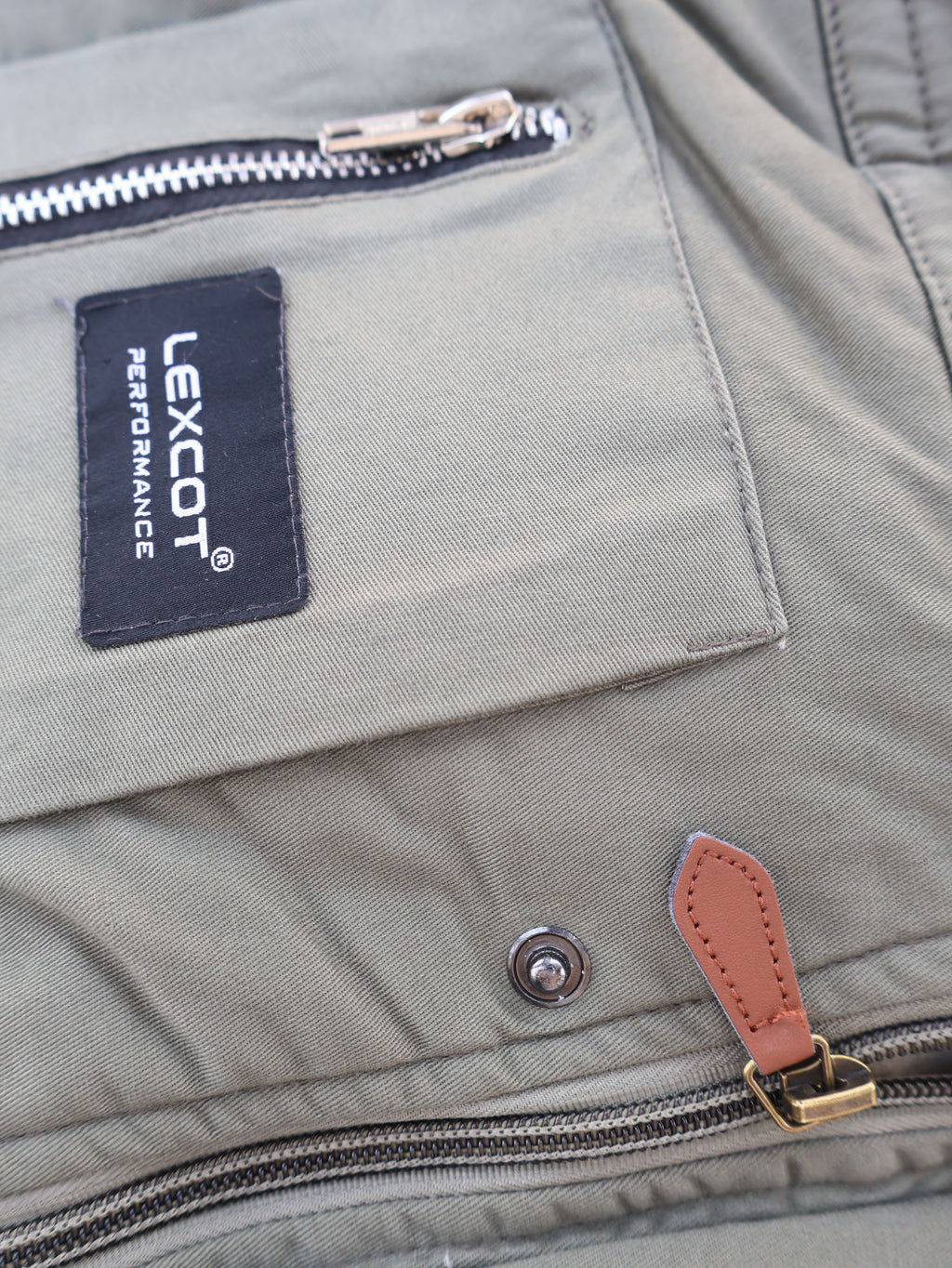 SLEEVELESS CARGO POCKET WINTER JACKET FOR MEN'S