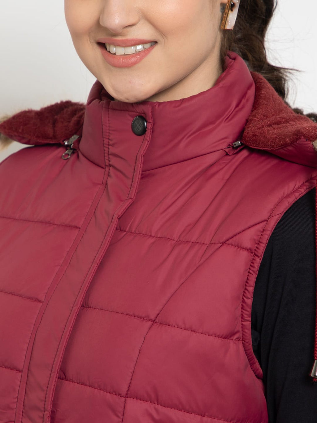 Women's Sleeveless jacket - Mahroon