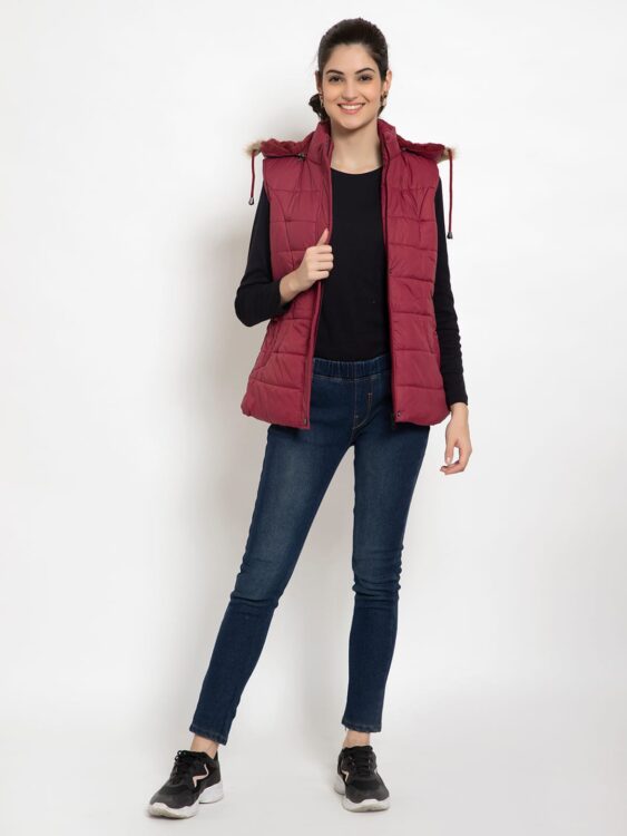 Women’s Sleeveless jacket – Mahroon